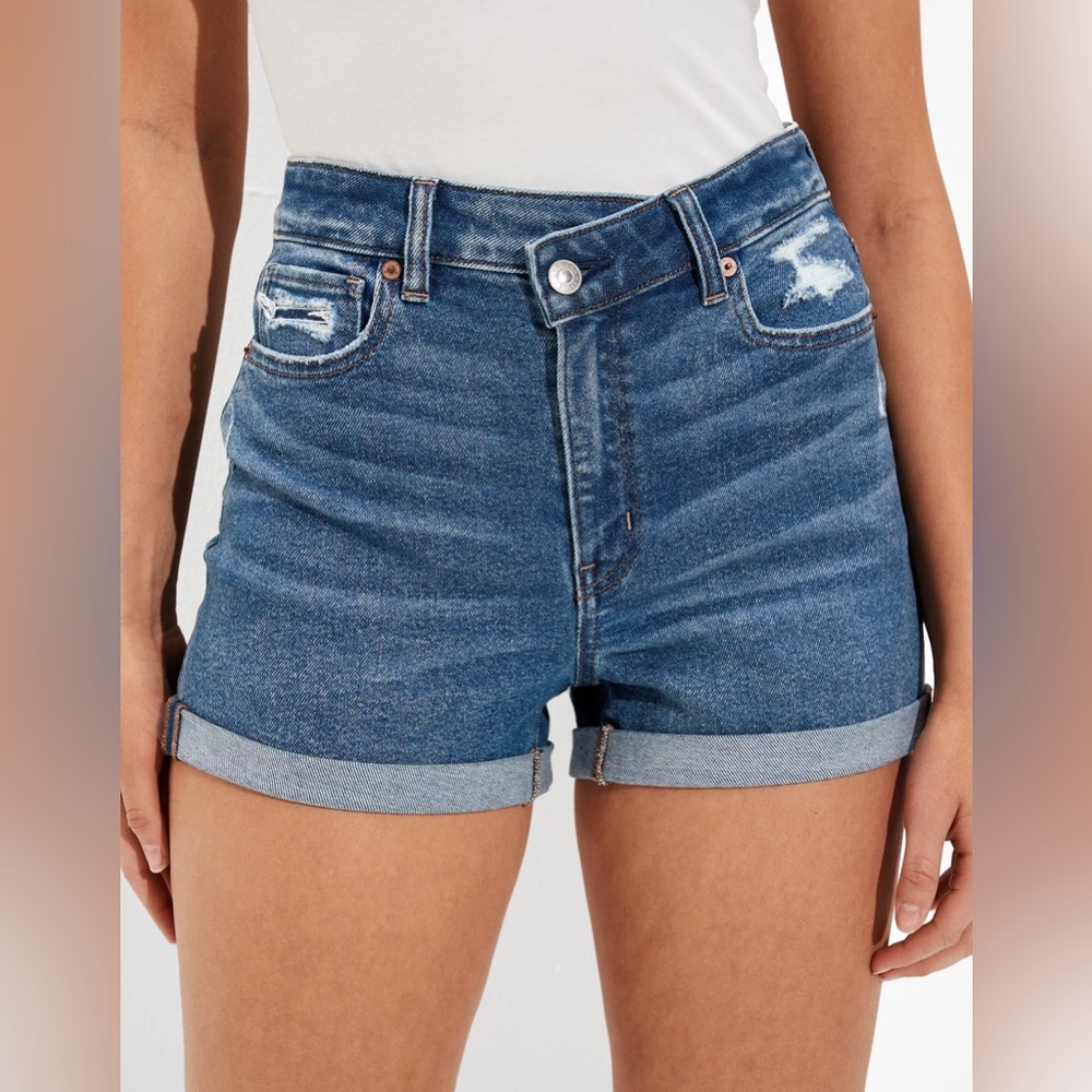 American Eagle Outfitters Stretch Crossover Denim Mom Short